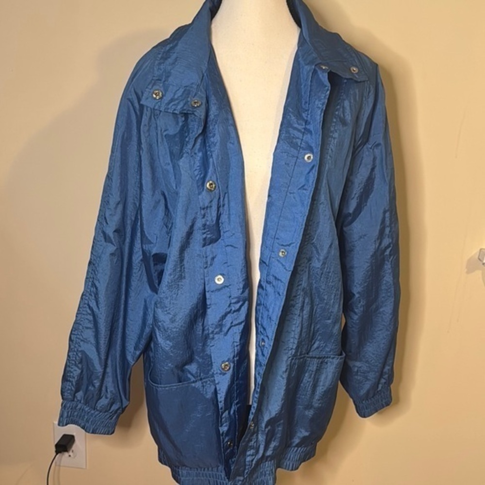 Women’s medium Spencer Douglas vintage oversize‎ windbreaker/rain coat bu…